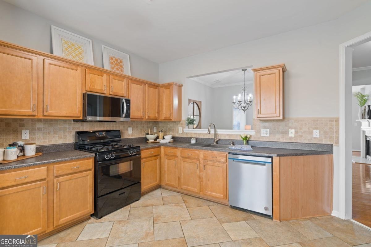 378 Suwanee Avenue Suwanee - Photo 12