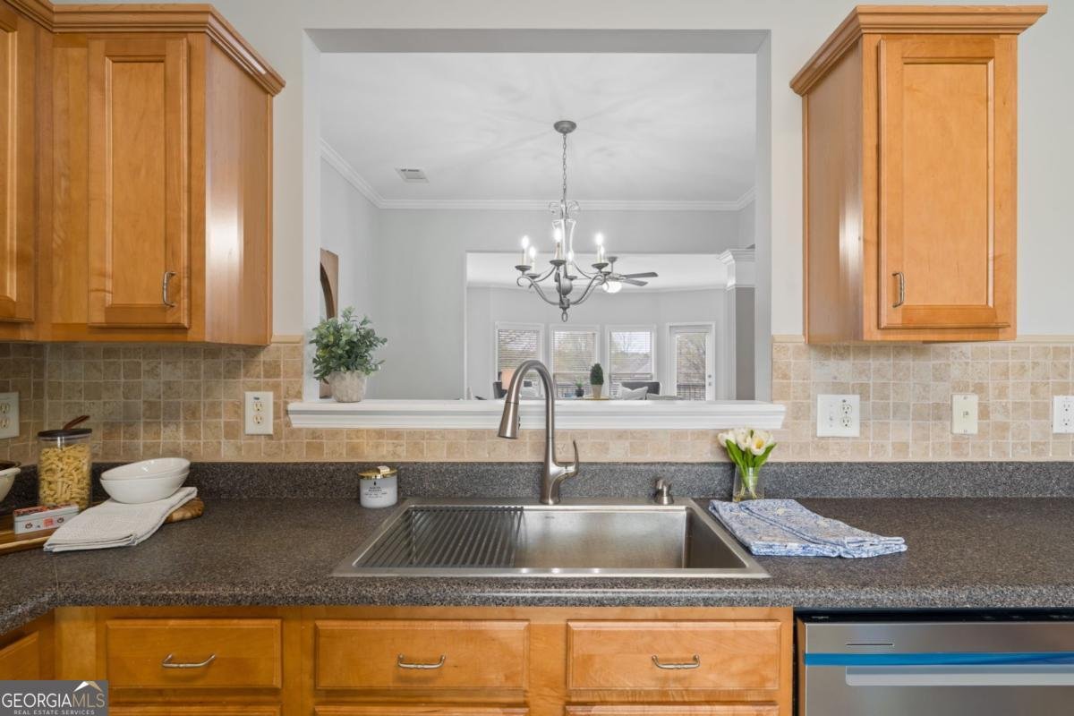 378 Suwanee Avenue Suwanee - Photo 14