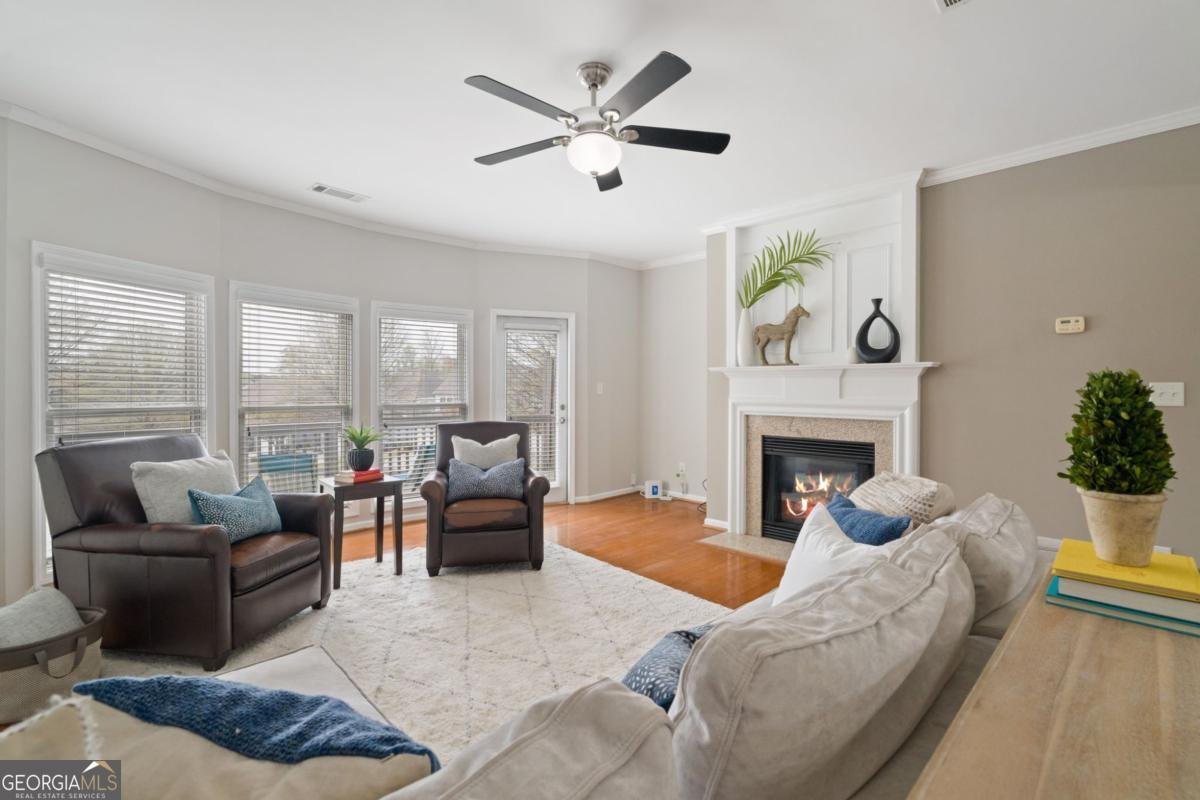 378 Suwanee Avenue Suwanee - Photo 6