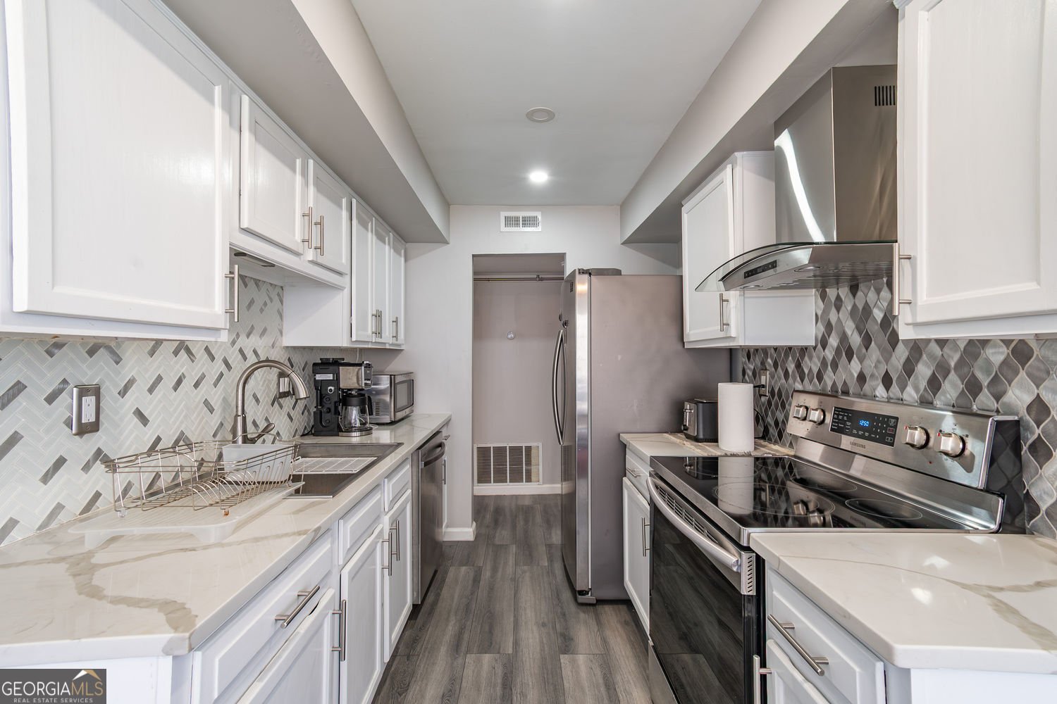 708 Glenleaf Drive Peachtree Corners - Photo 11