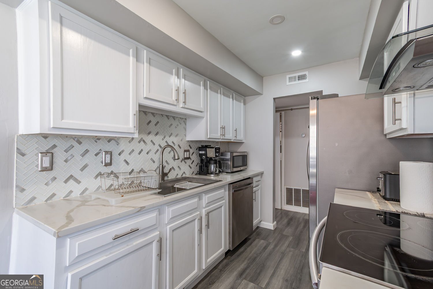 708 Glenleaf Drive Peachtree Corners - Photo 13