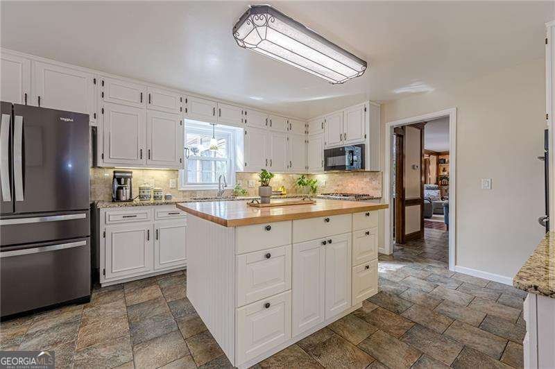 220 Saddle Lake Drive Roswell - Photo 15