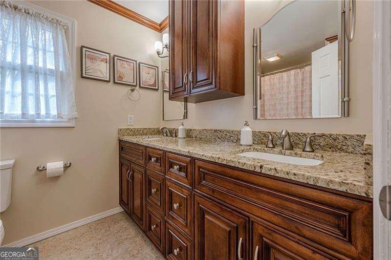 220 Saddle Lake Drive Roswell - Photo 33