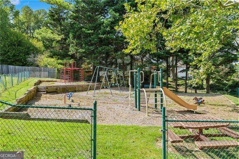 220 Saddle Lake Drive Roswell - Photo 86