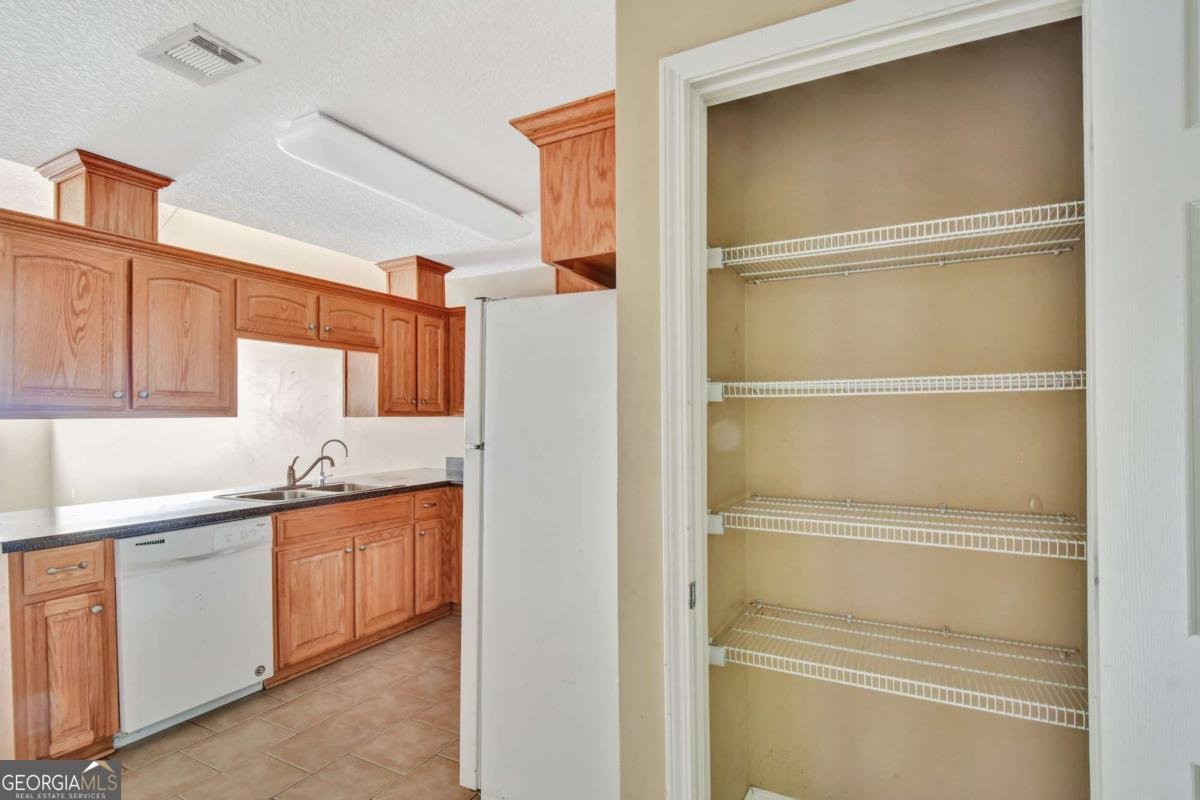 136 Joshua Circle Brunswick - Photo 7