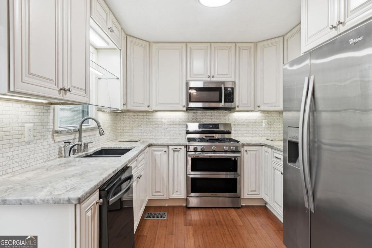 360 Crestwood Drive Canton - Photo 9