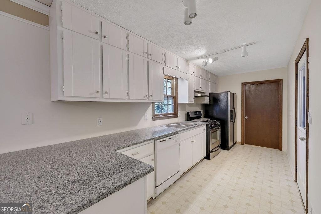 2733 Old Dawsonville Road Gainesville - Photo 11