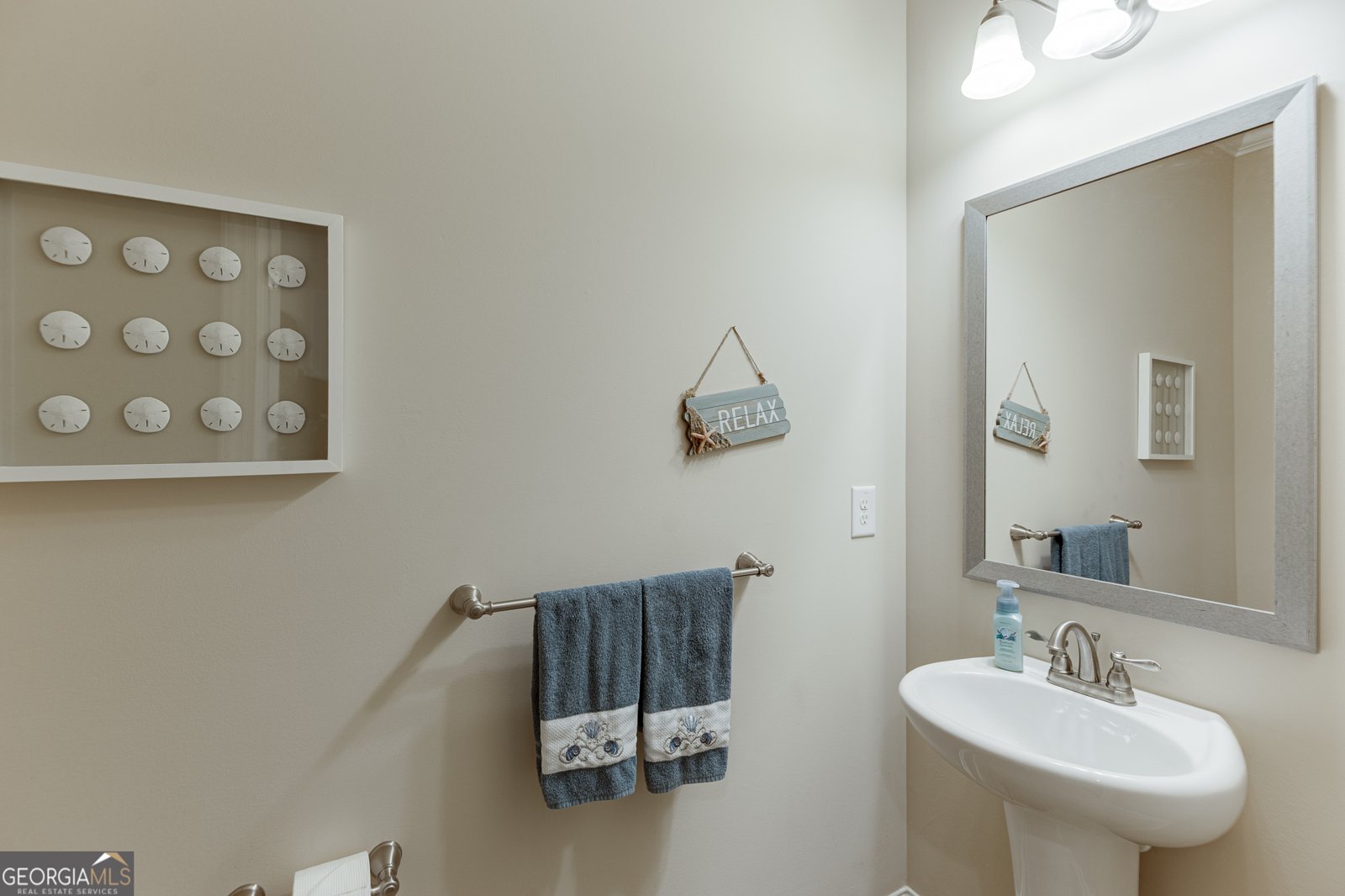 6933 Hopscotch Court Flowery Branch - Photo 23