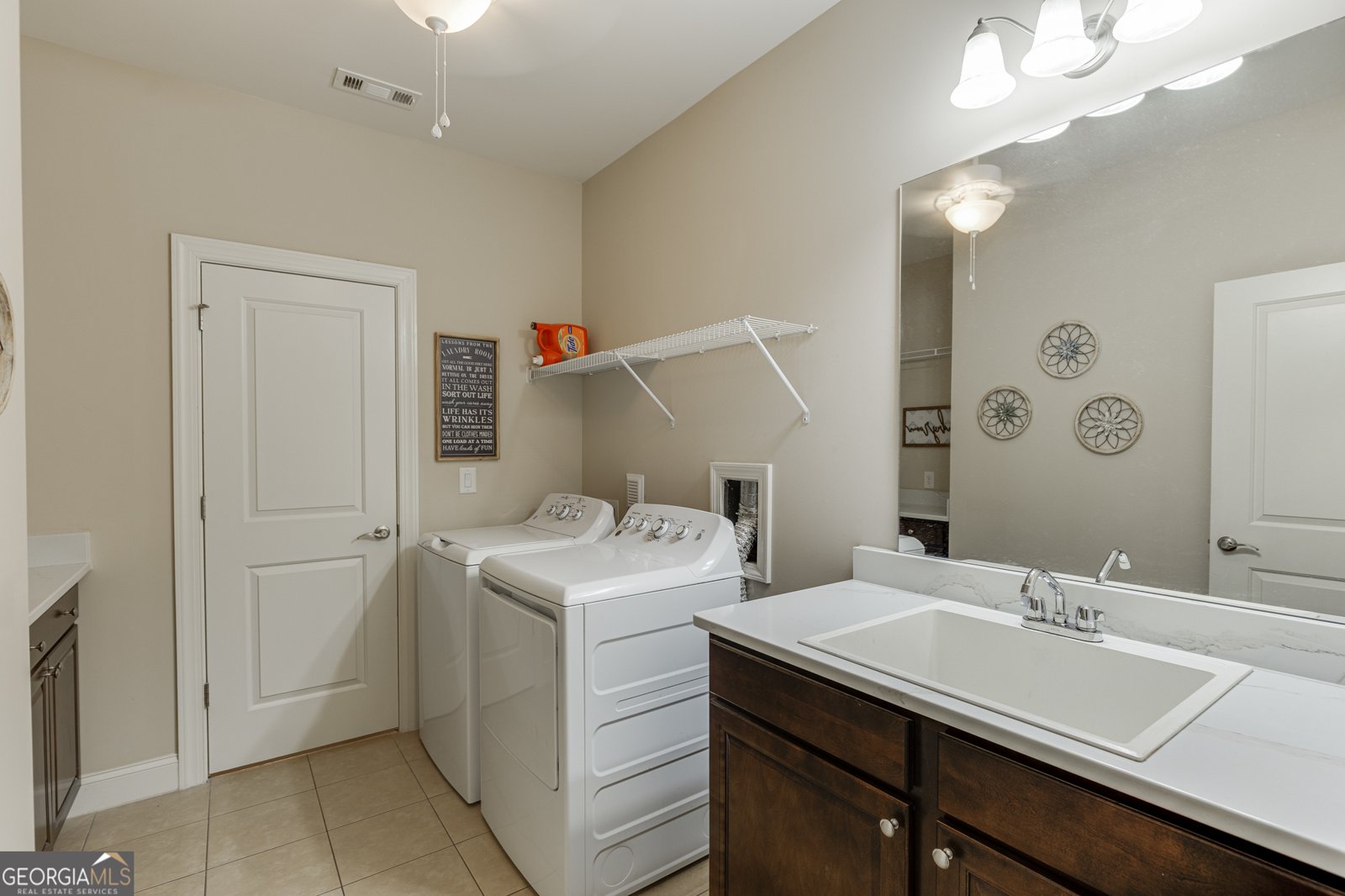 6933 Hopscotch Court Flowery Branch - Photo 28