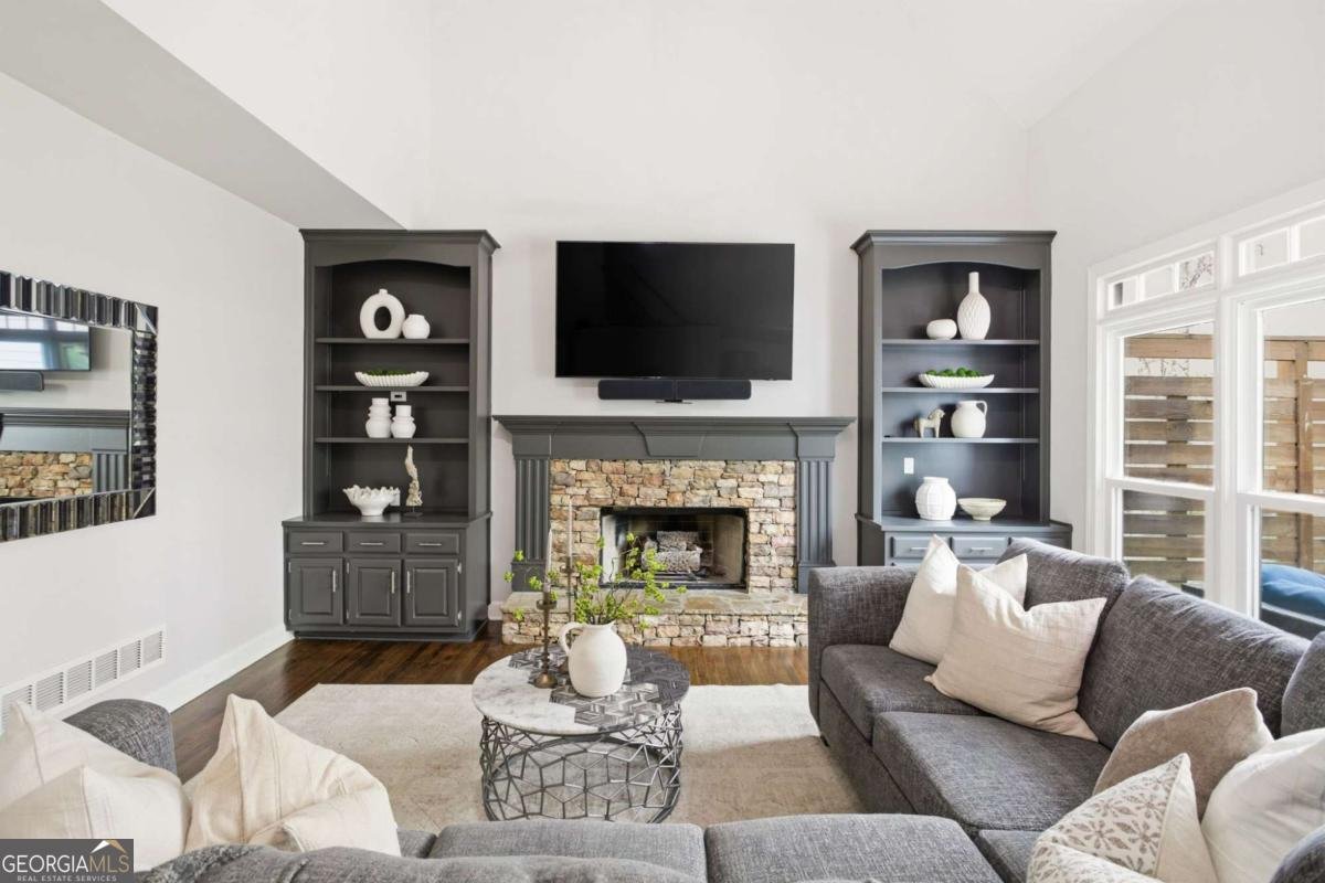 5335 Cottage Farm Road Johns Creek - Photo 8