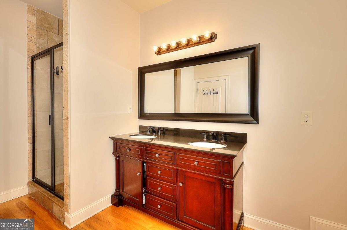 325 Brook Hollow Lane Loganville - Photo 25