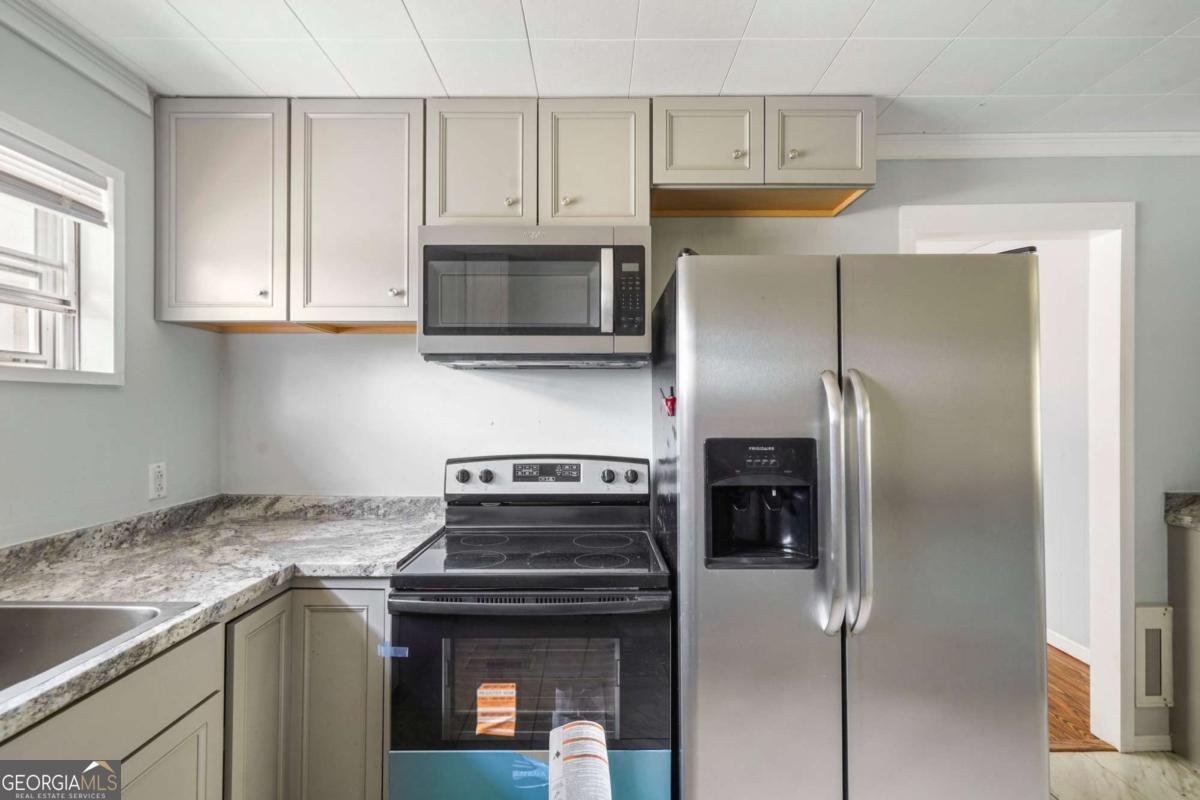 305 Anderson Circle Covington - Photo 13