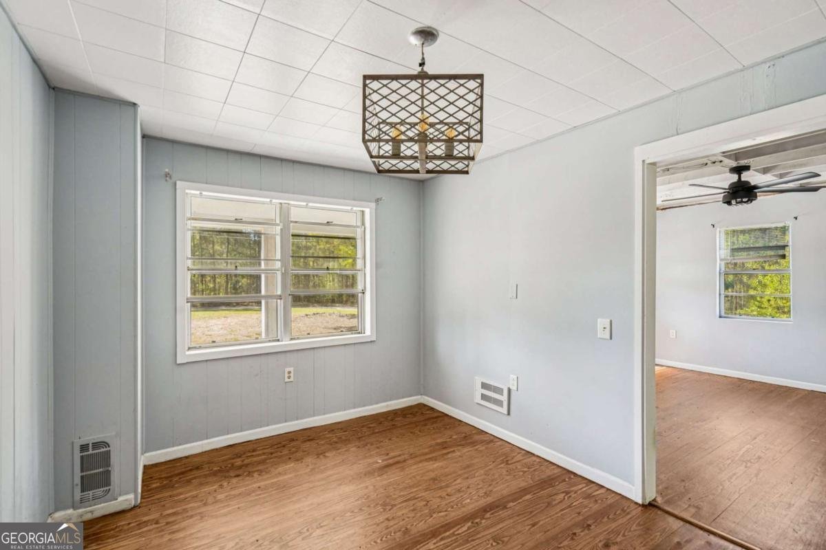 305 Anderson Circle Covington - Photo 9