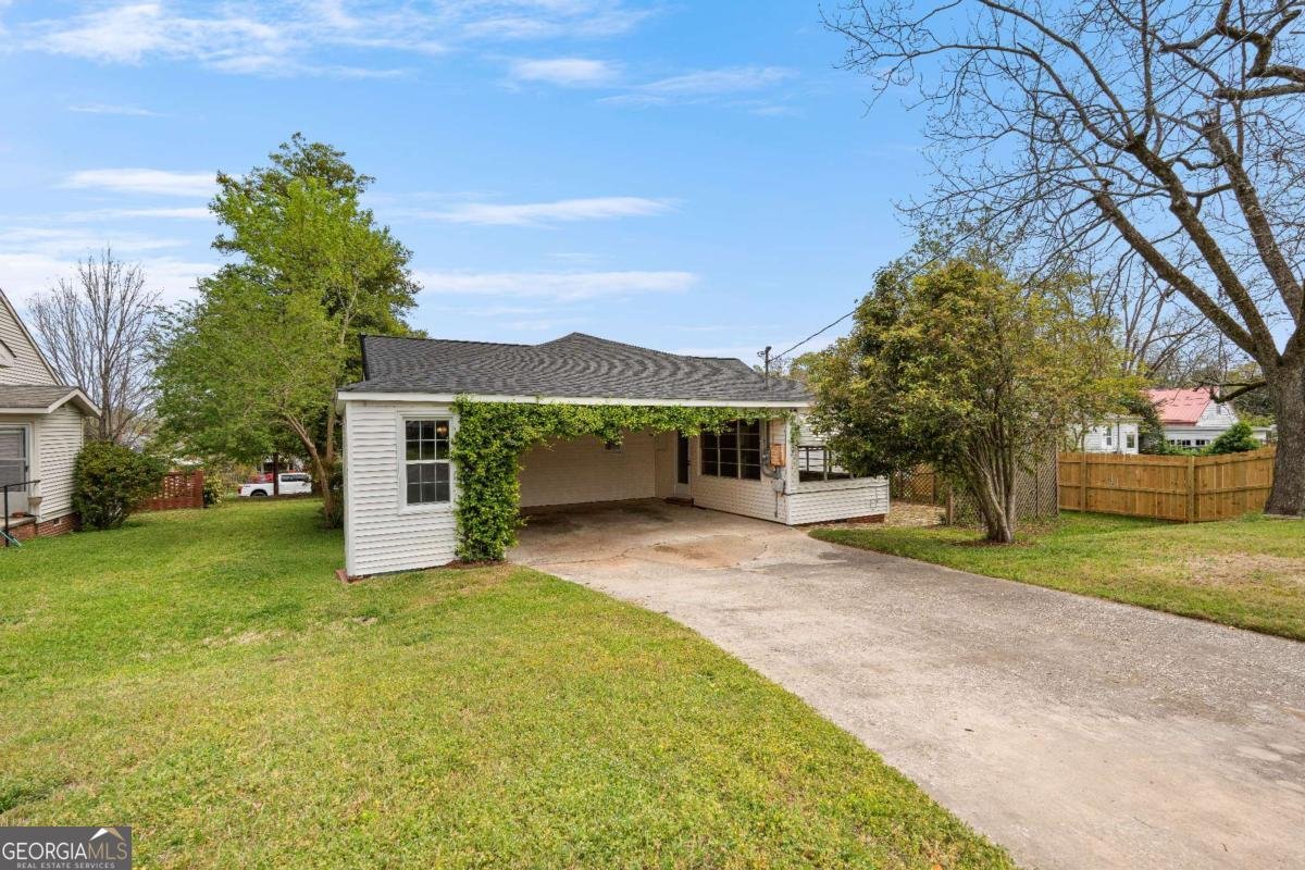 213 N Street Thomaston - Photo 36