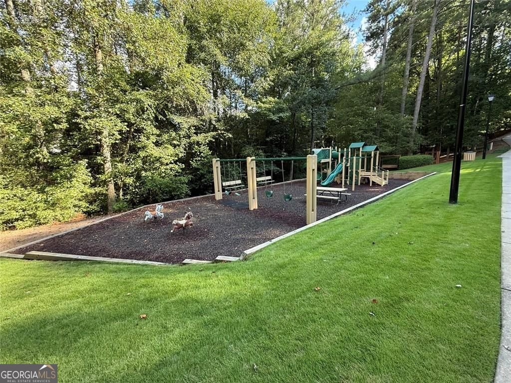 1695 Redbourne Drive Atlanta - Photo 13