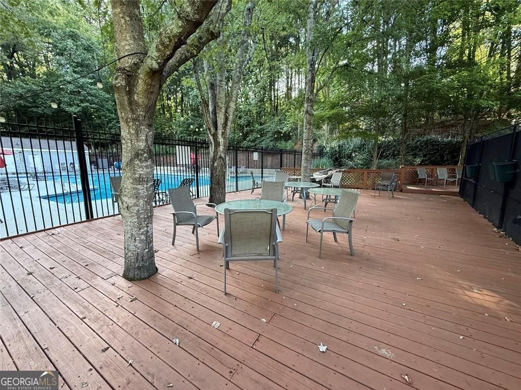 1695 Redbourne Drive Atlanta - Photo 14