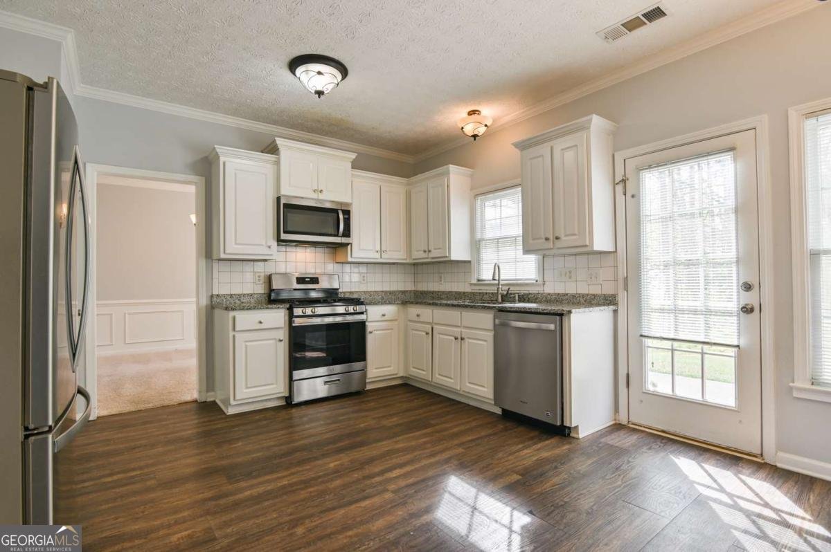 159 Roberts Road Suwanee - Photo 12