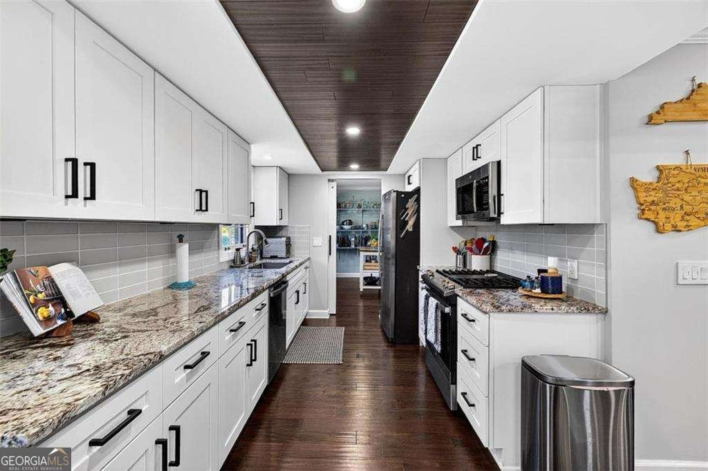 571 Tahoe Circle Stone Mountain - Photo 17