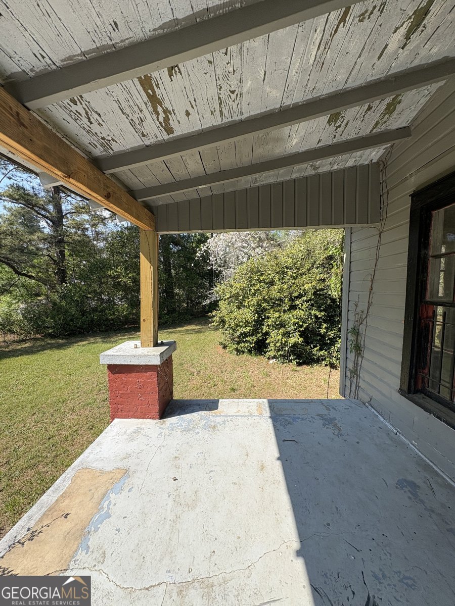 2585 New Clinton Road Macon - Photo 12