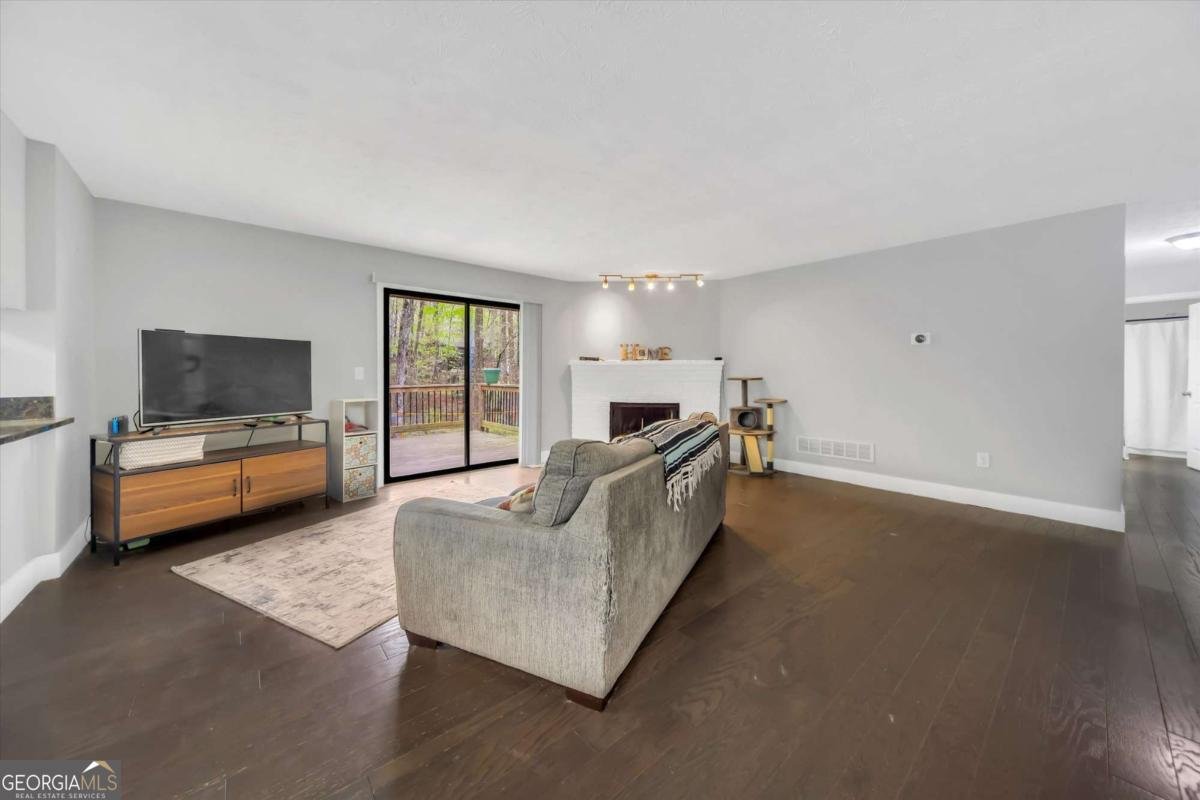 1850 Coachman Cove Snellville - Photo 9