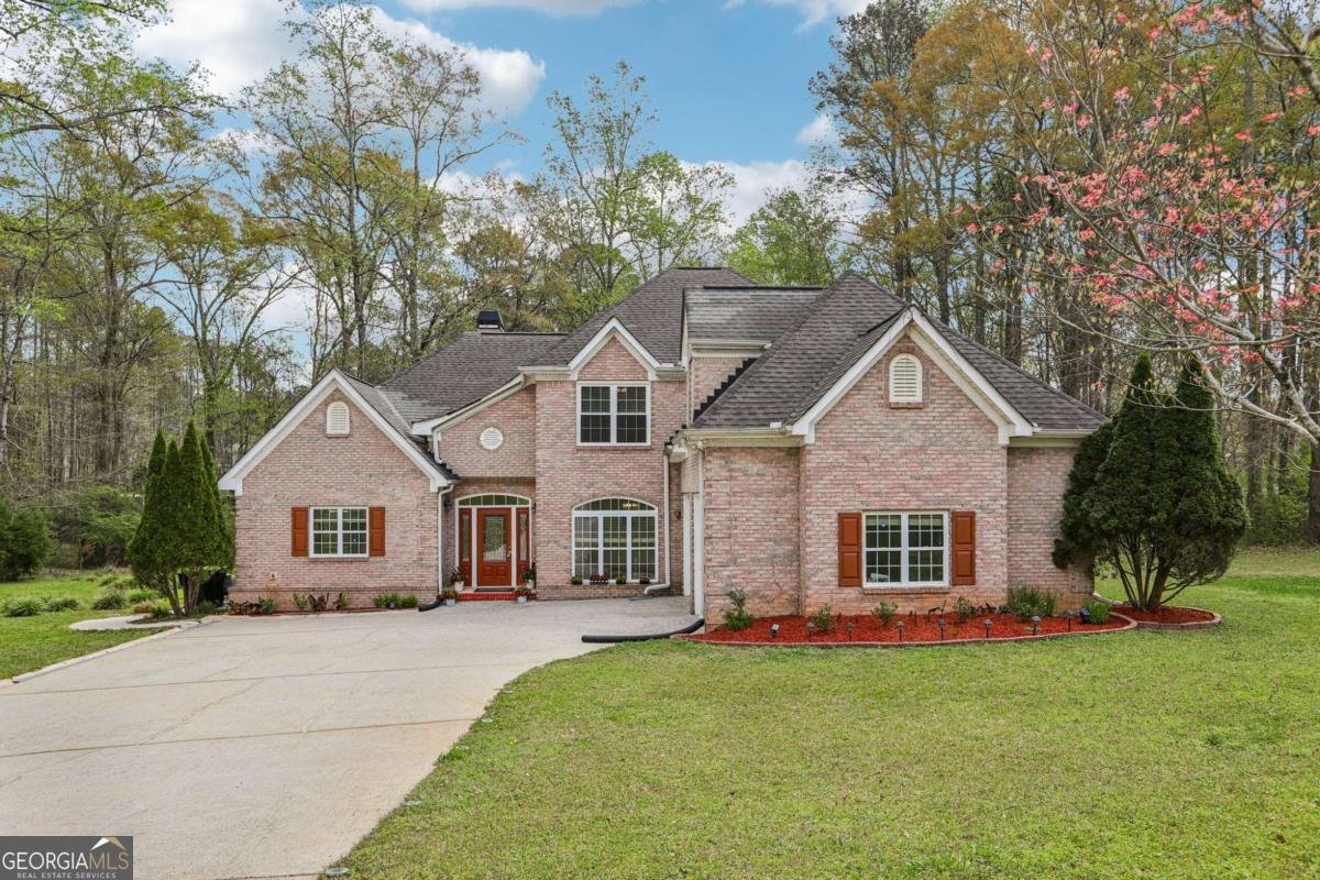 140 Lang Drive Fayetteville - Photo 1