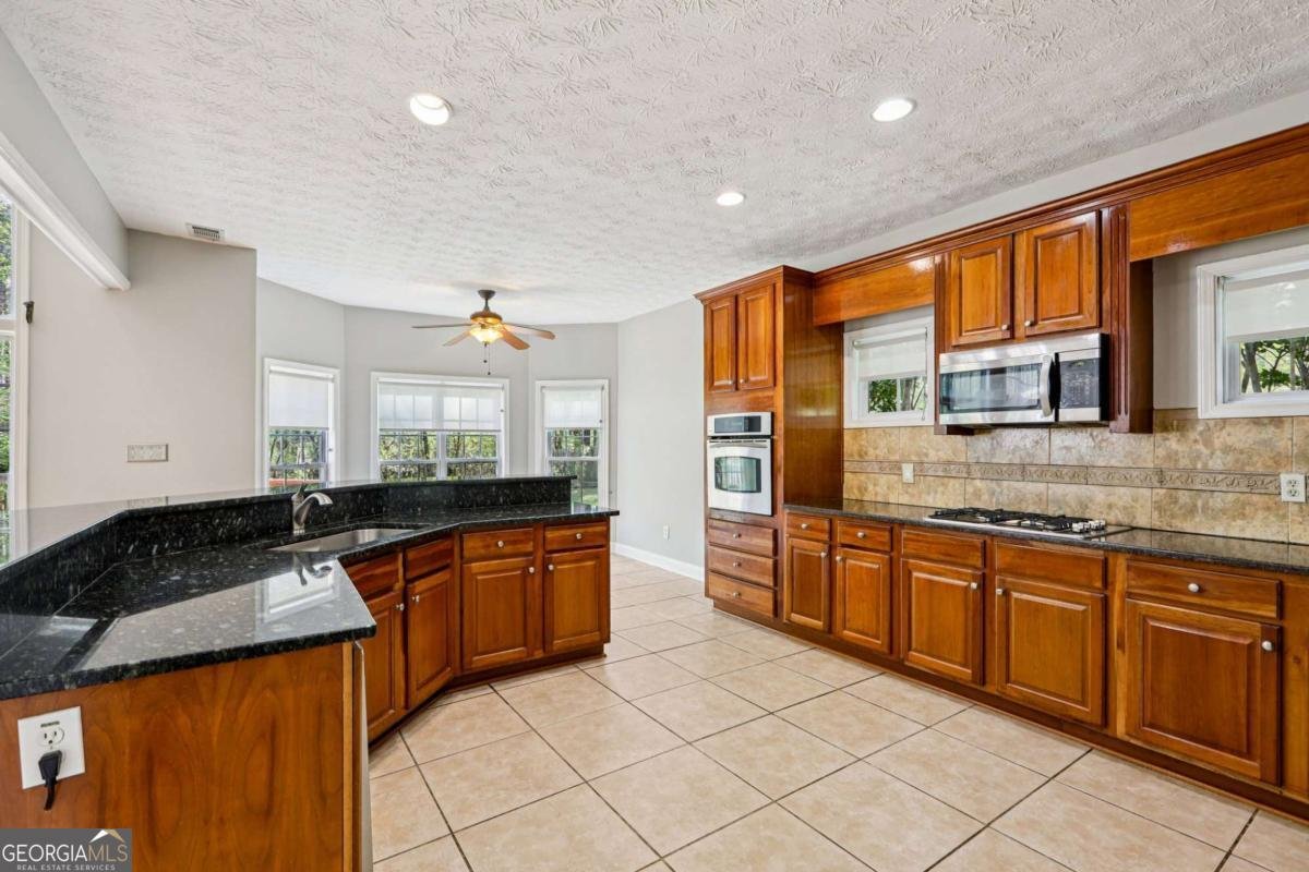 140 Lang Drive Fayetteville - Photo 12