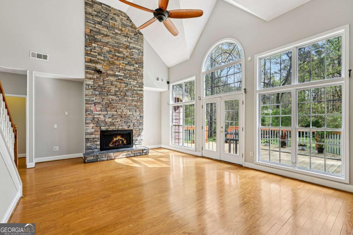 140 Lang Drive Fayetteville - Photo 6