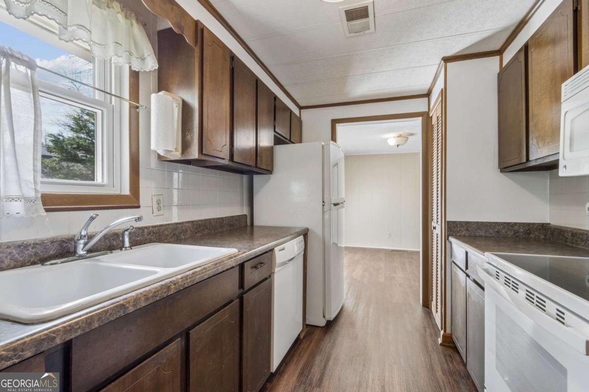 3335 Dogwood Circle Cumming - Photo 19