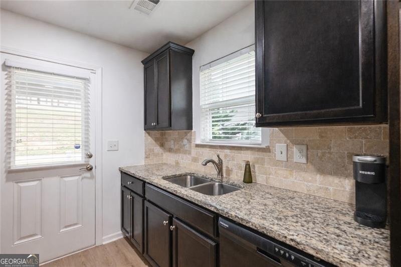 527 Cypher Drive Suwanee - Photo 16