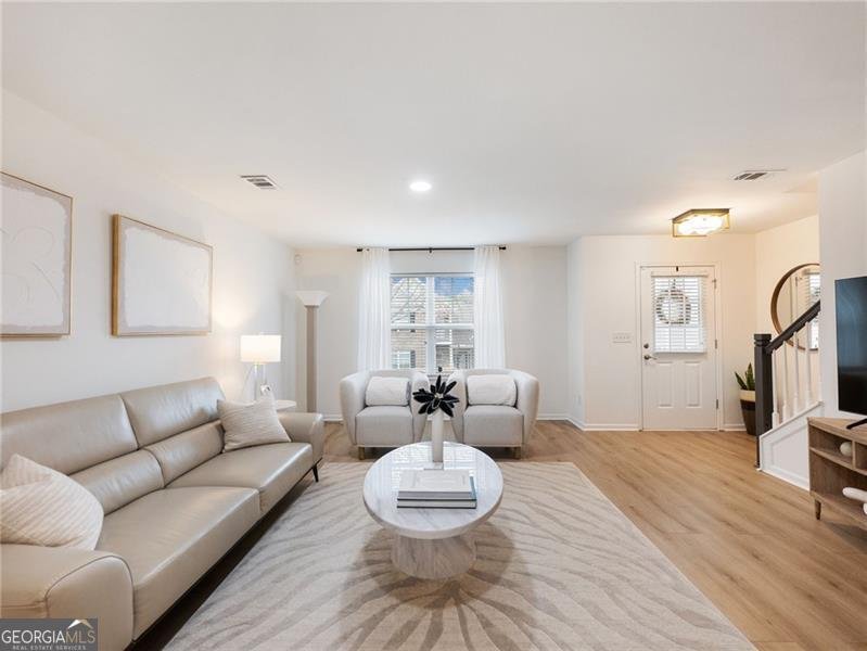 527 Cypher Drive Suwanee - Photo 8