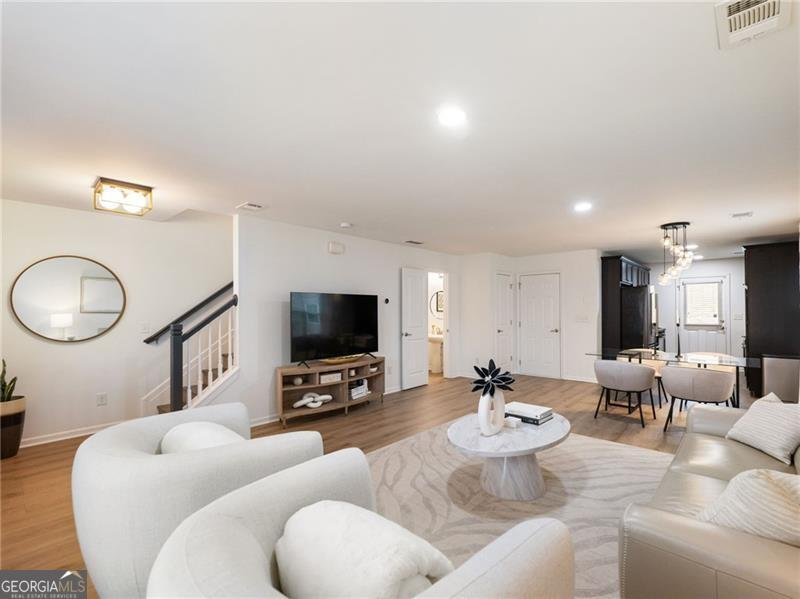 527 Cypher Drive Suwanee - Photo 9