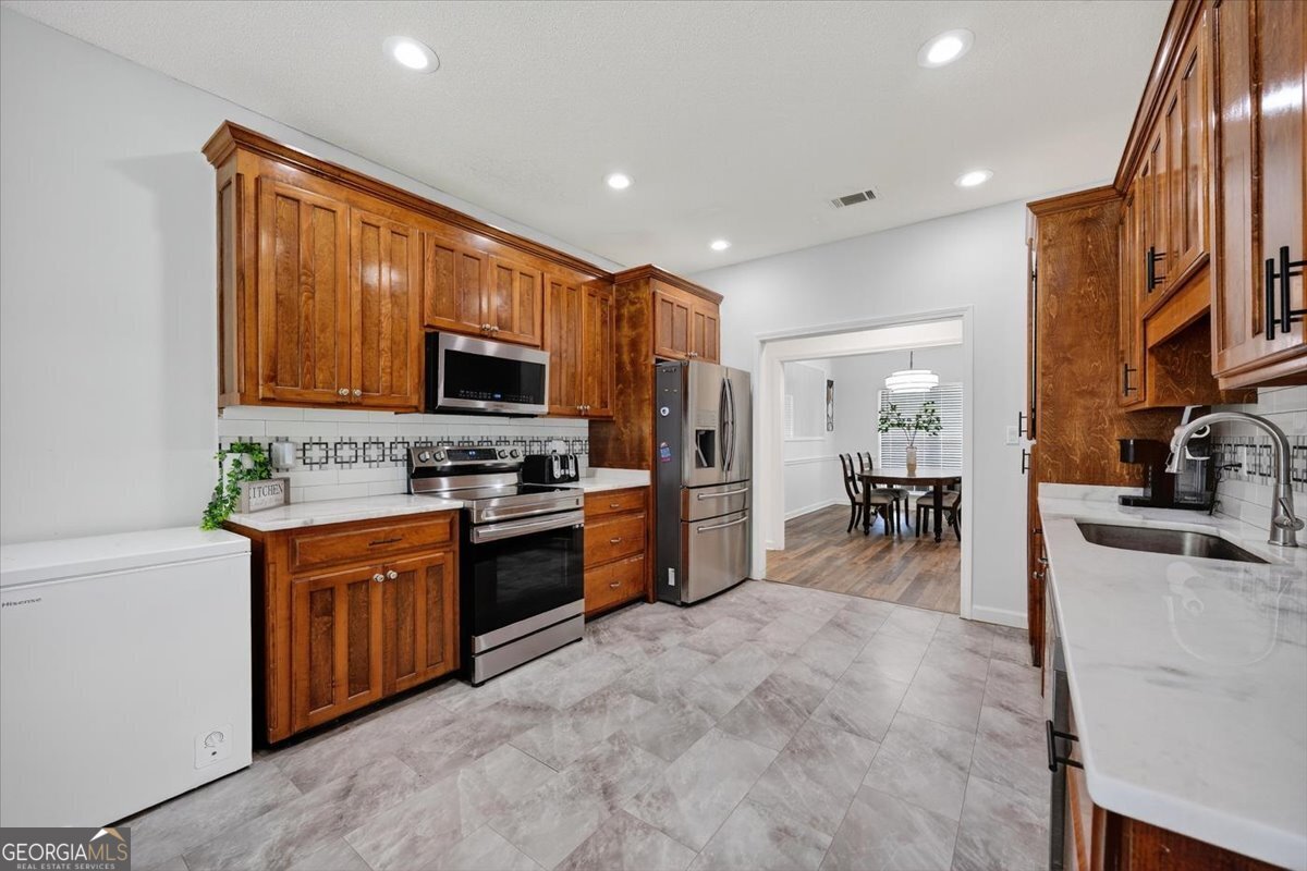 701 Amberley Court Kathleen - Photo 25