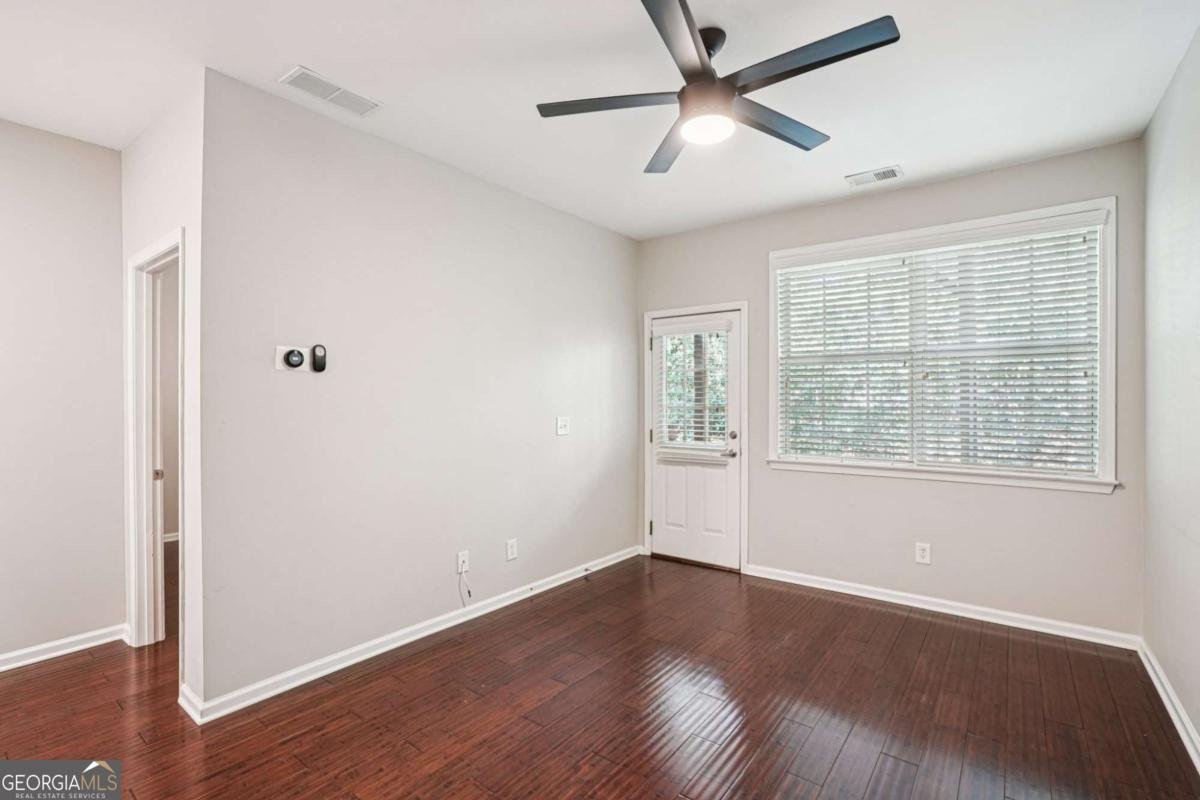 3689 Chattahoochee Summit Drive Atlanta - Photo 35
