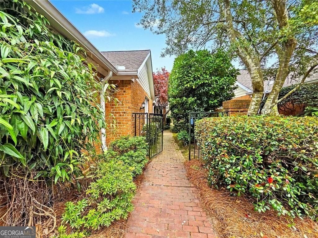 29 Lake Villa Drive Roswell - Photo 6