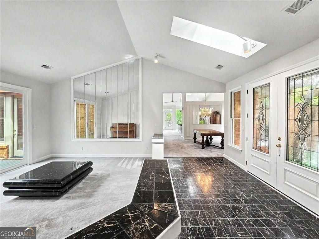 29 Lake Villa Drive Roswell - Photo 8