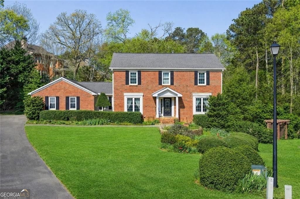 2931 Winding Circle Lilburn - Photo 1