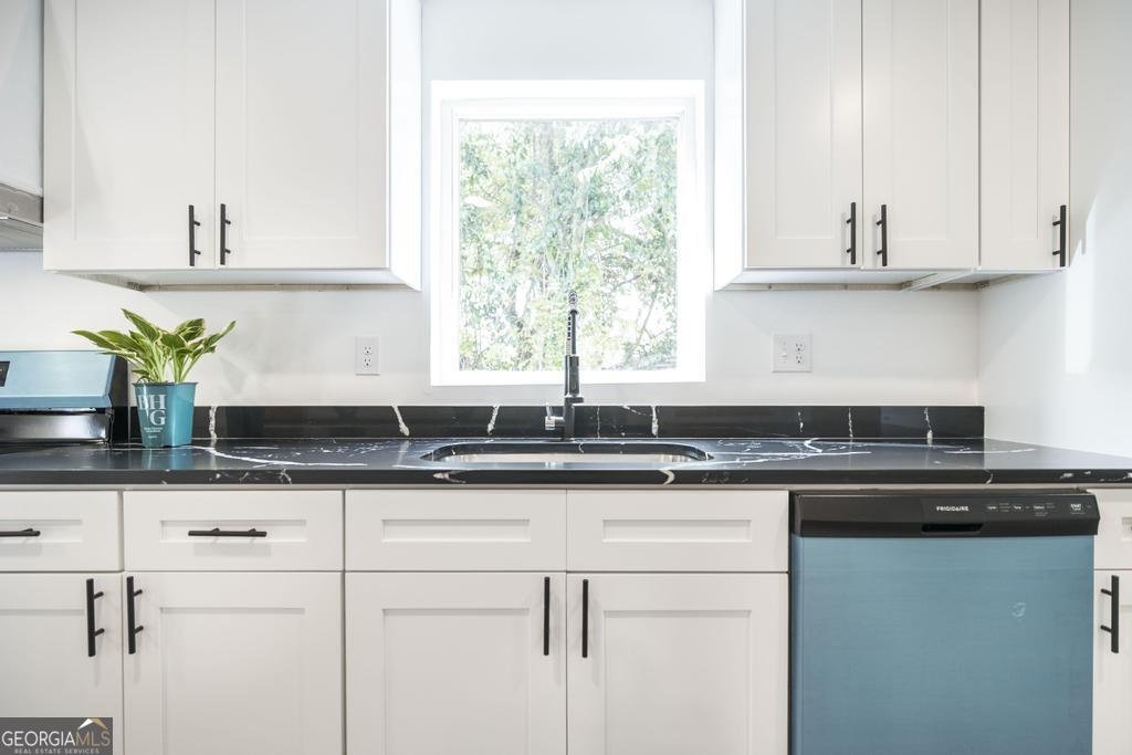 1081 Clay Avenue Macon - Photo 8