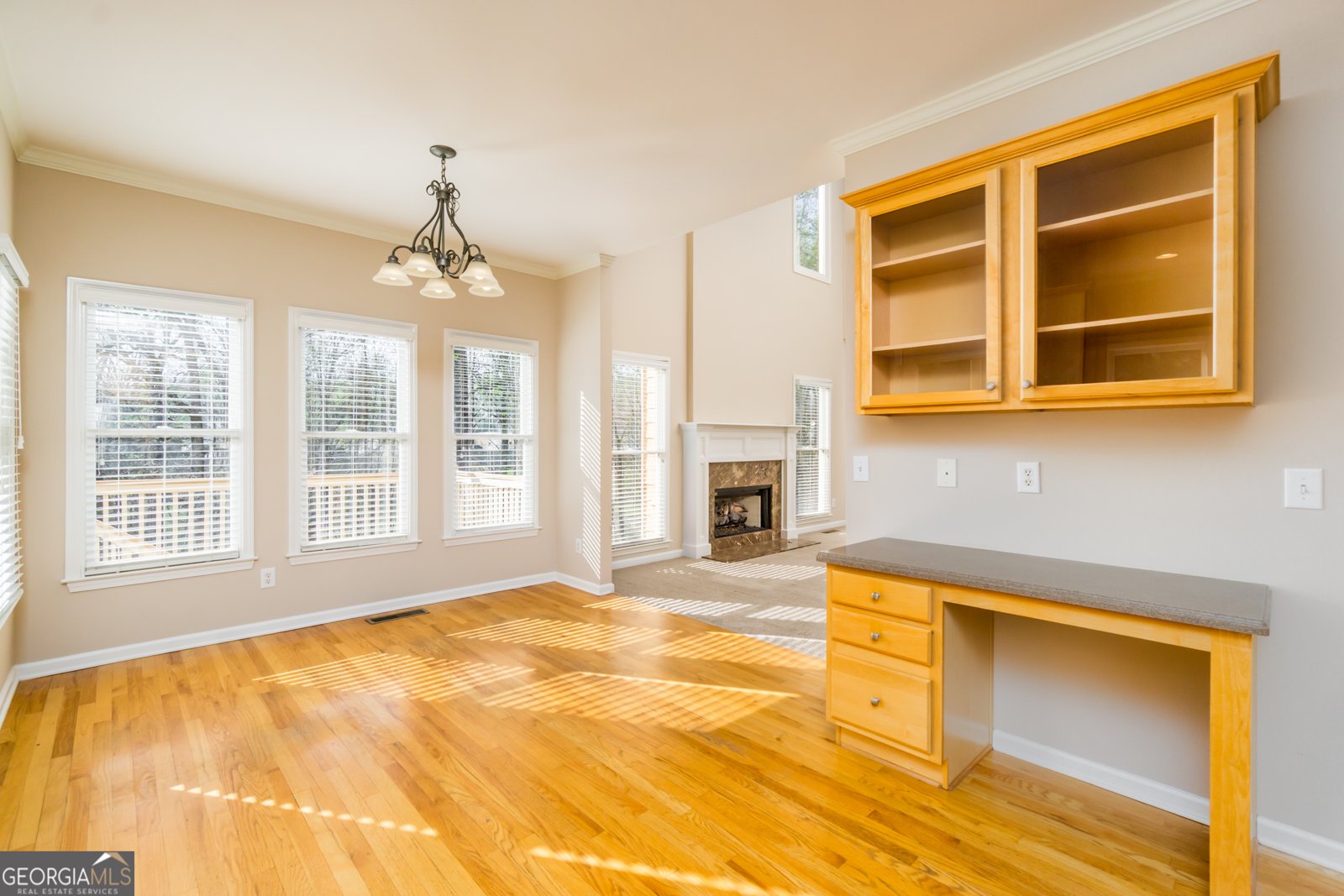 8670 Woodland View Drive Gainesville - Photo 13