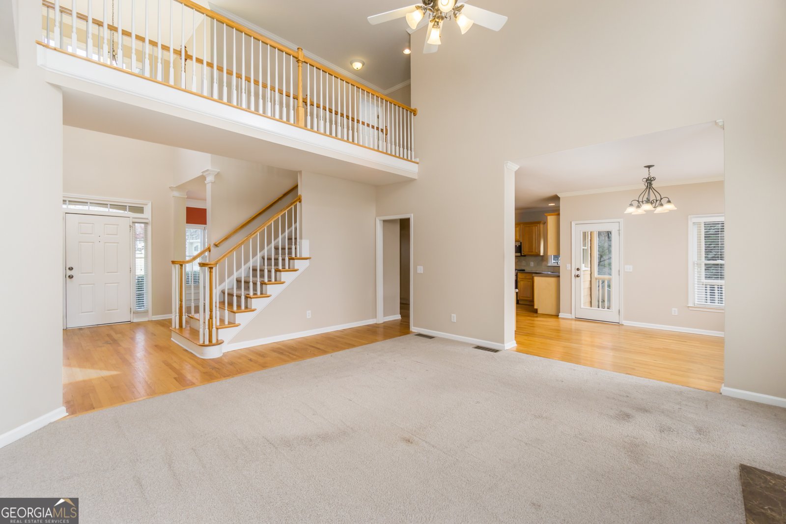 8670 Woodland View Drive Gainesville - Photo 9