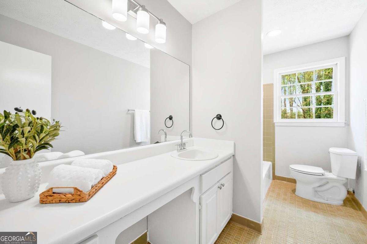 155 King David Drive Lilburn - Photo 20