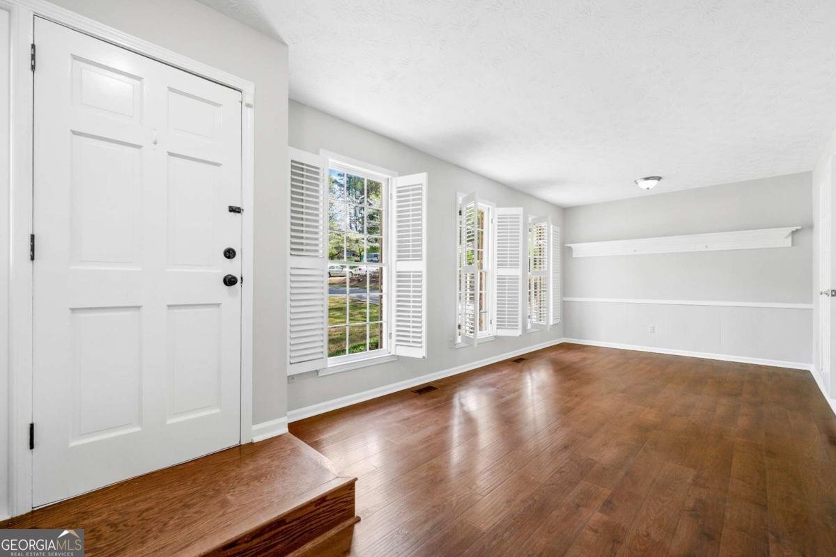 155 King David Drive Lilburn - Photo 6