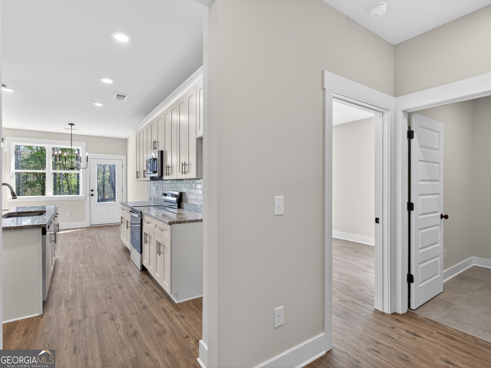 209 Wisteria Lane Mansfield - Photo 9