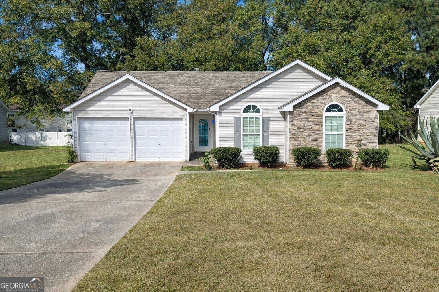 208 Nadia Court Locust Grove - Photo 1