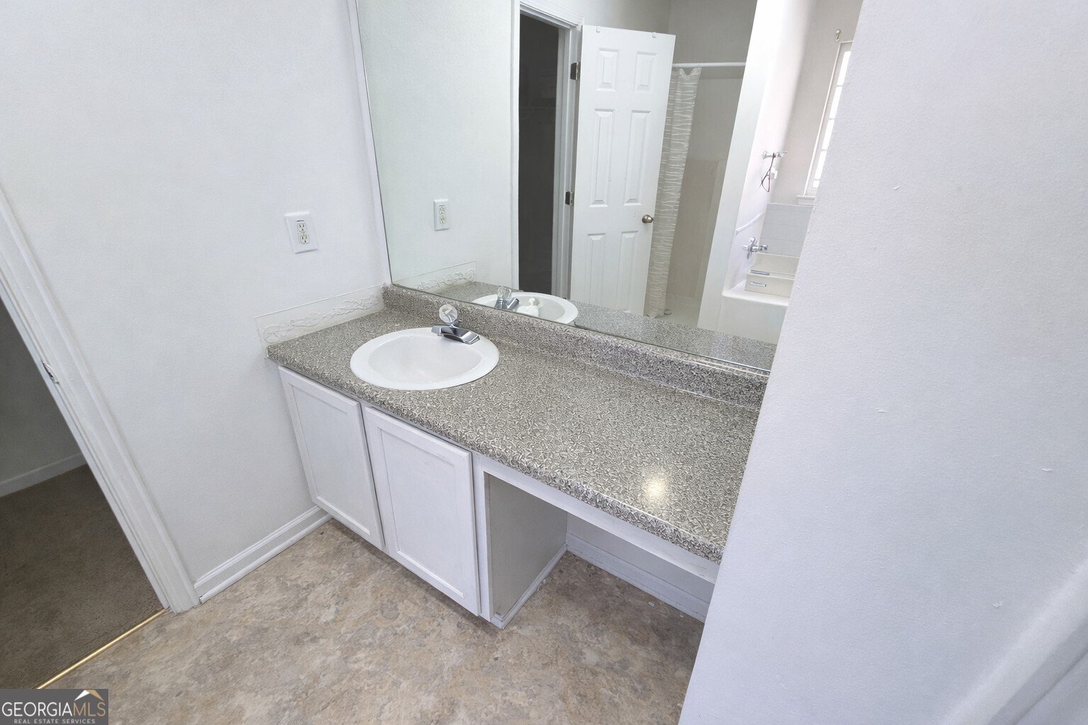 208 Nadia Court Locust Grove - Photo 10