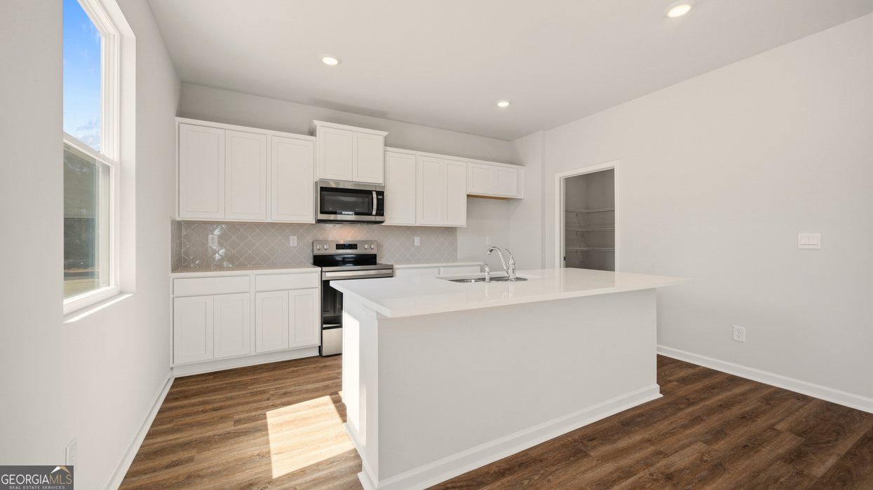 8578 Seabiscuit Road Lithonia - Photo 10