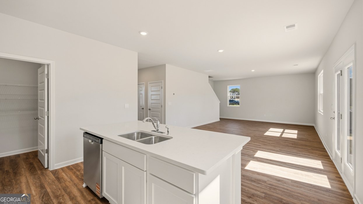 8578 Seabiscuit Road Lithonia - Photo 11