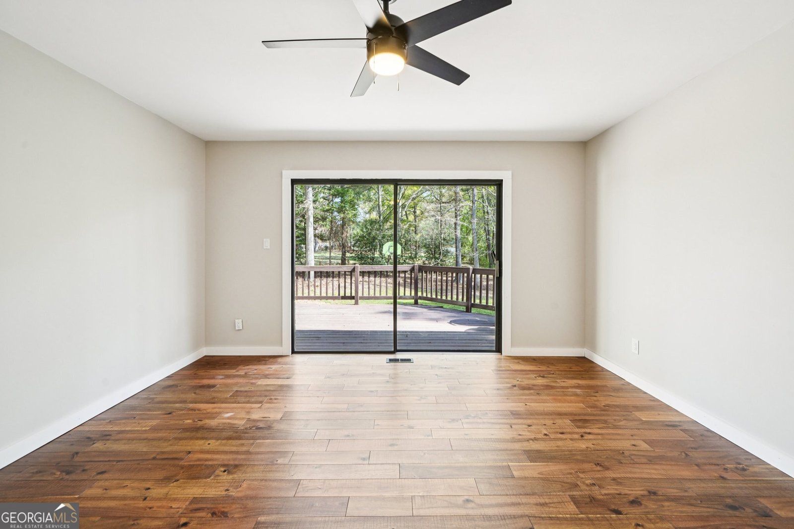 121 Cannongate Circle Sharpsburg - Photo 15