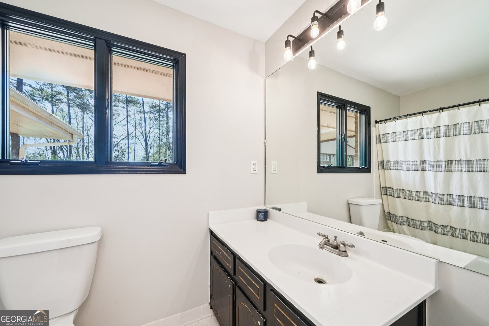 121 Cannongate Circle Sharpsburg - Photo 24