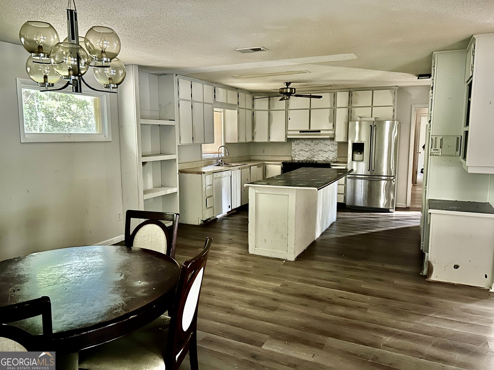 99 Holly Road Sylvania - Photo 6