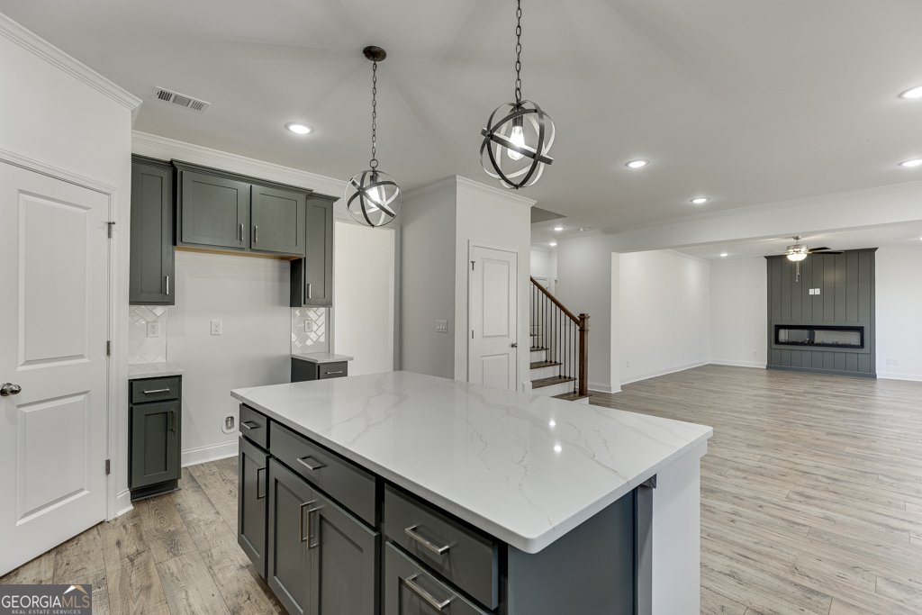 1003 Lakeview Commerce - Photo 11